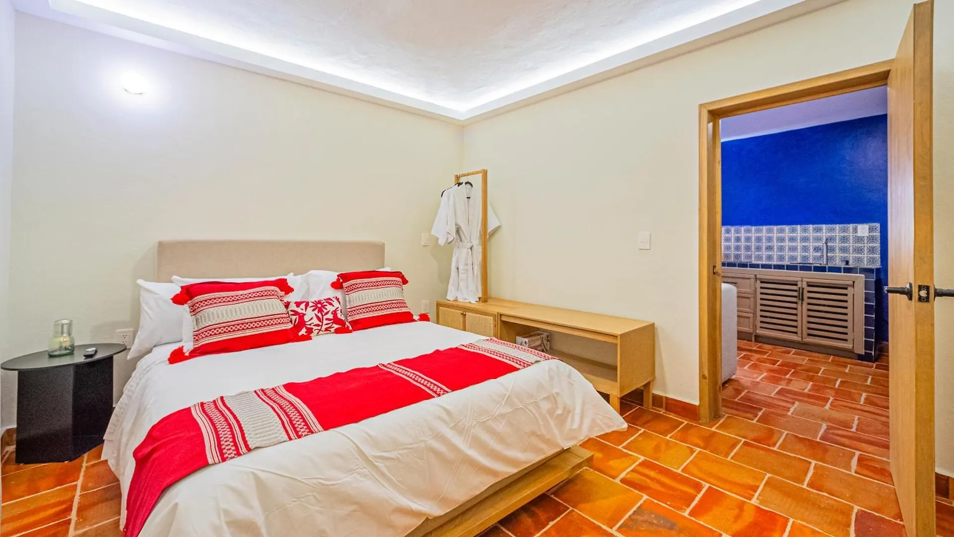 Aparthotel Casona Quetzal Tlaquepaque 4*,